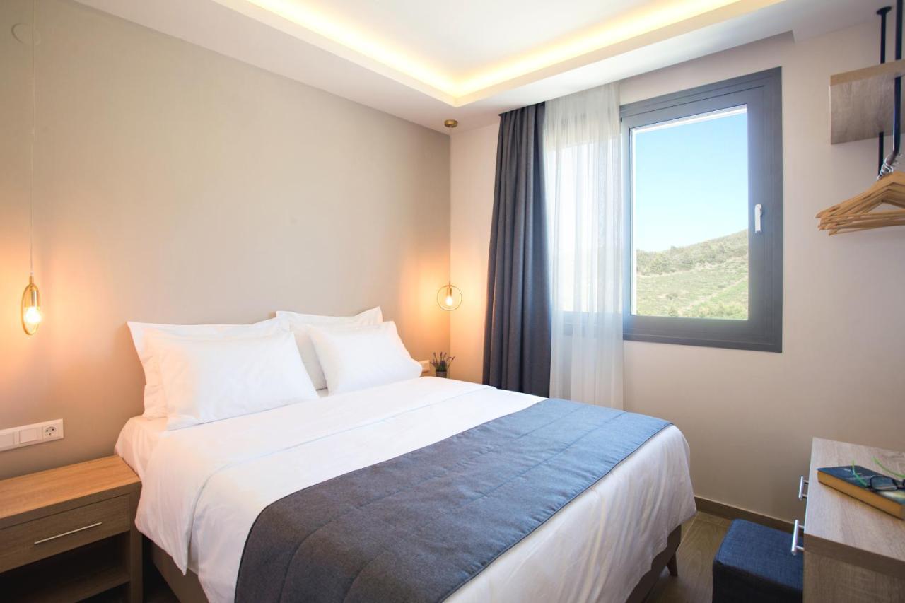 Alikon Adult-Only Aparthotel เนโอสมาร์มาราส ภายนอก รูปภาพ