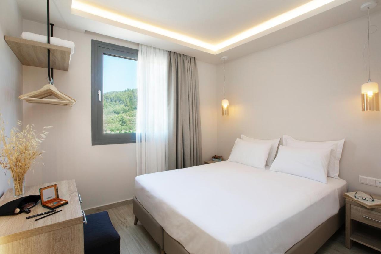 Alikon Adult-Only Aparthotel เนโอสมาร์มาราส ภายนอก รูปภาพ