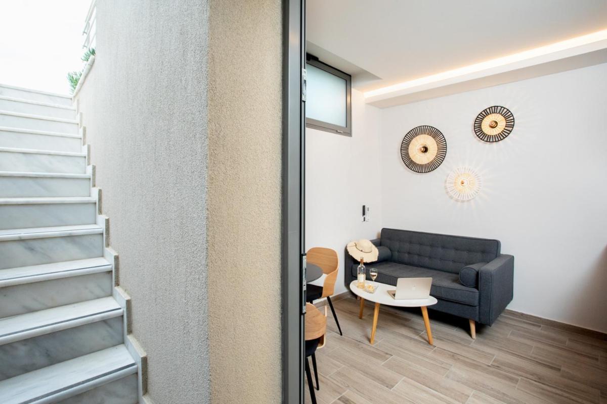 Alikon Adult-Only Aparthotel เนโอสมาร์มาราส ภายนอก รูปภาพ