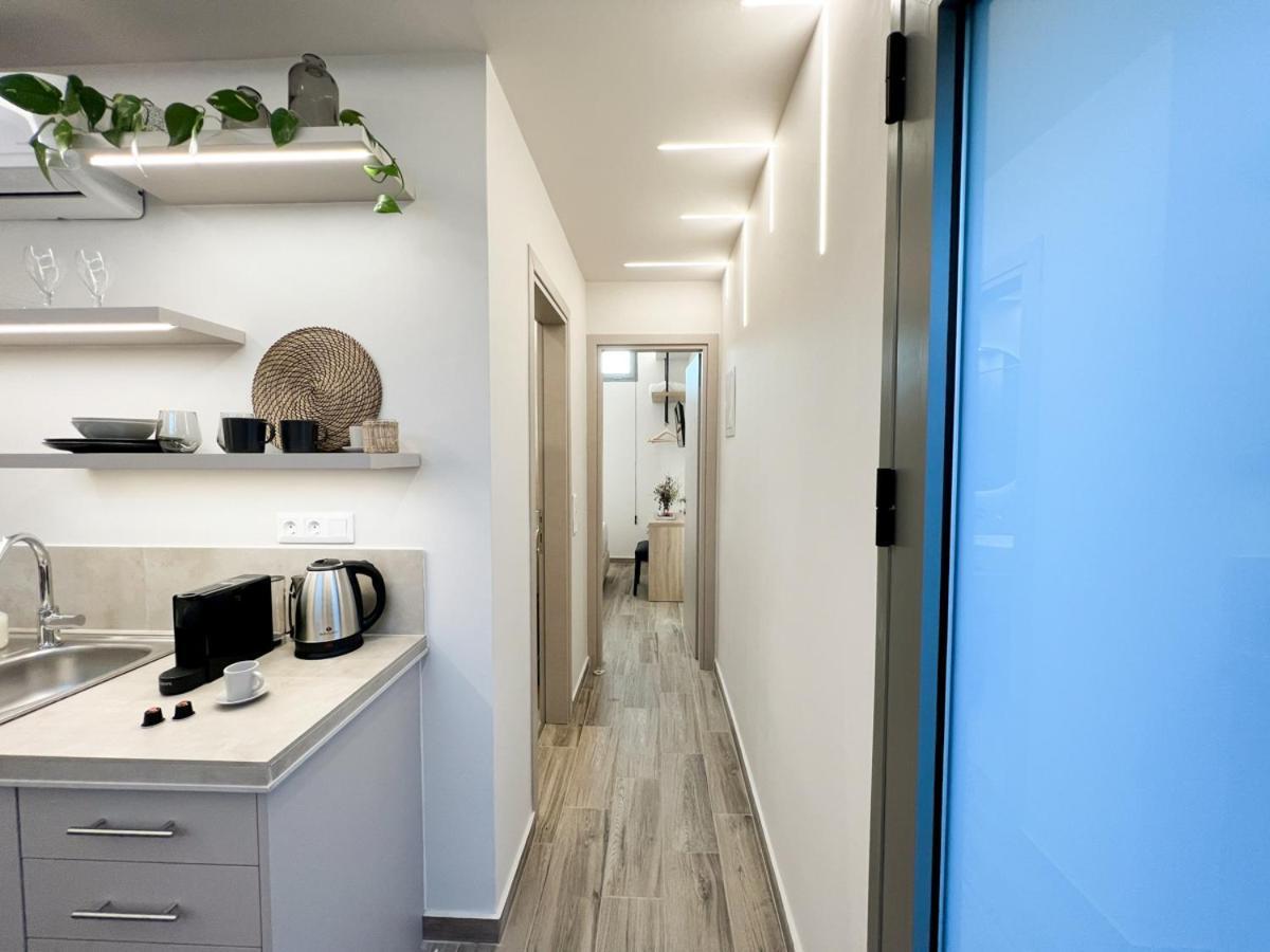 Alikon Adult-Only Aparthotel เนโอสมาร์มาราส ภายนอก รูปภาพ